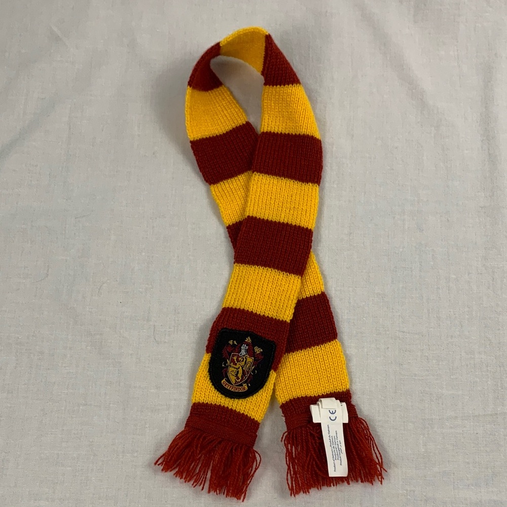 Build-A-Bear Harry Potter Gryffindor Red and Yellow Striped Scarf